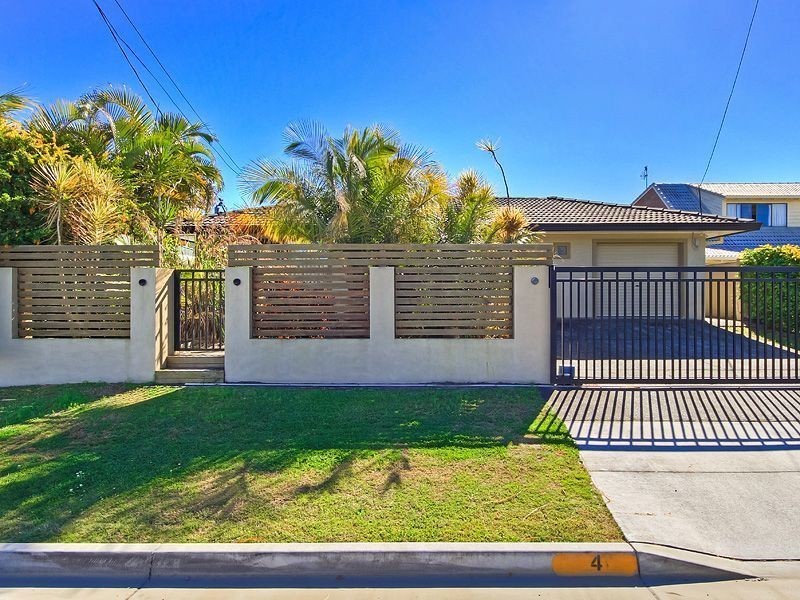 4 Rosemont Ave, Broadbeach Waters QLD 4218