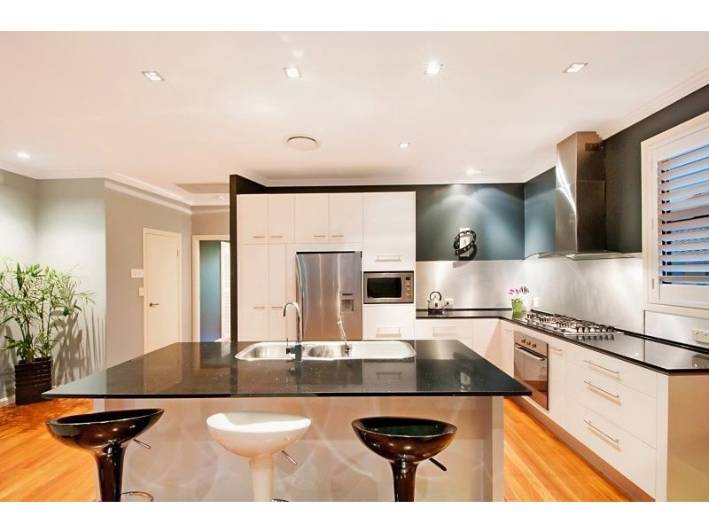 1/3 The Links, Varsity Lakes QLD 4227