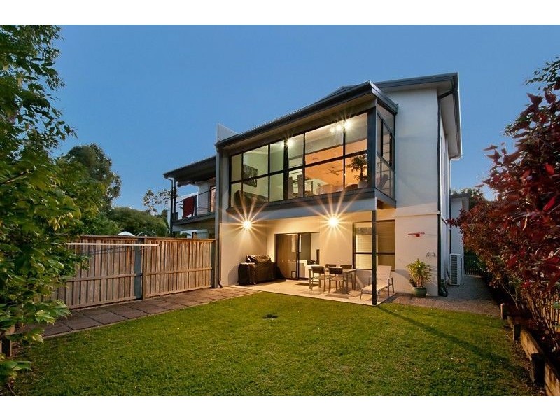 1/3 The Links, Varsity Lakes QLD 4227