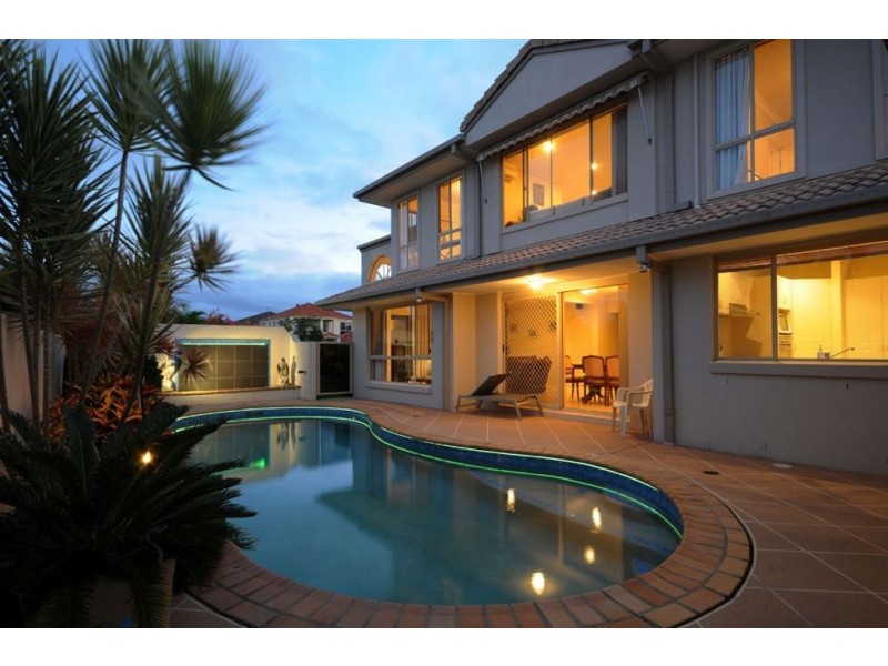 32 Vanderbilt Court, Varsity Lakes QLD 4227