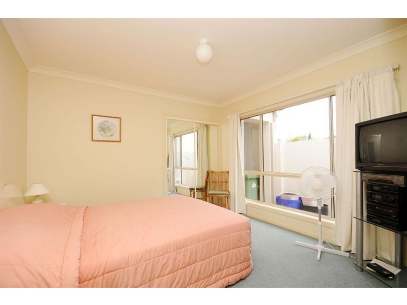 32 Vanderbilt Court, Varsity Lakes QLD 4227