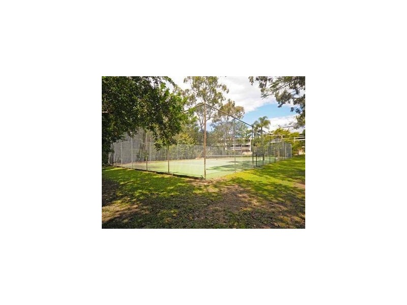 9/30 Holland Crt, Broadbeach QLD 4218