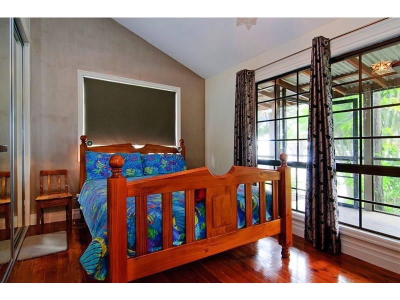 63 The Esplanade, Coombabah QLD 4216