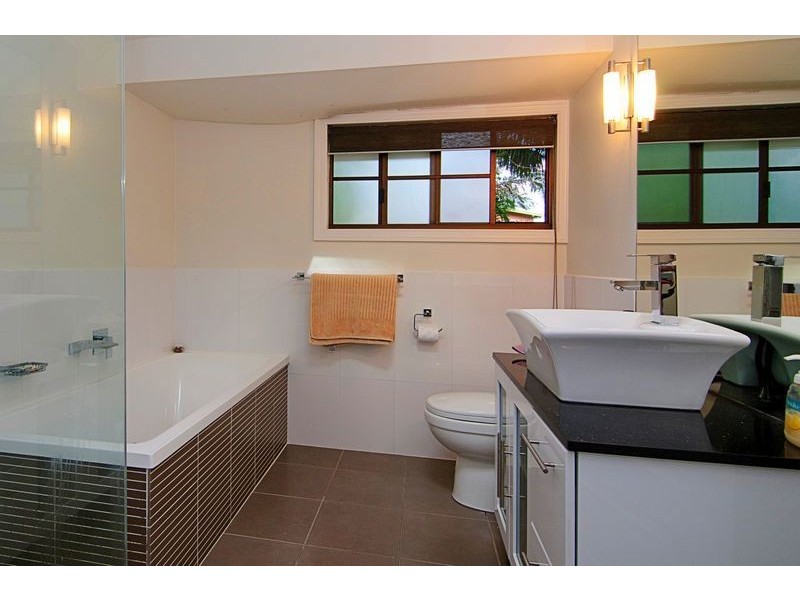 63 The Esplanade, Coombabah QLD 4216