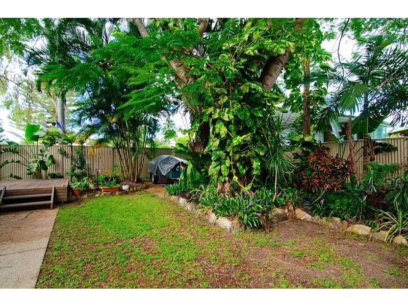 63 The Esplanade, Coombabah QLD 4216