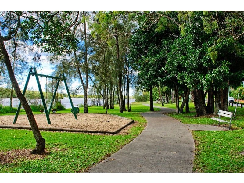 63 The Esplanade, Coombabah QLD 4216