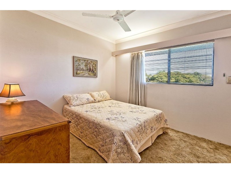 8 Rio Vista Blvd, Broadbeach Waters QLD 4218
