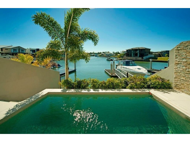 1/25 Compass Drive, Biggera Waters QLD 4216