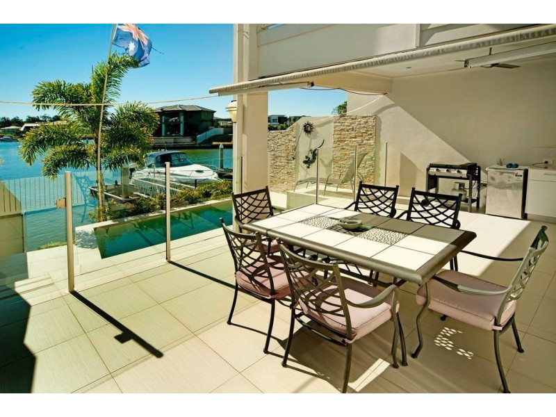 1/25 Compass Drive, Biggera Waters QLD 4216