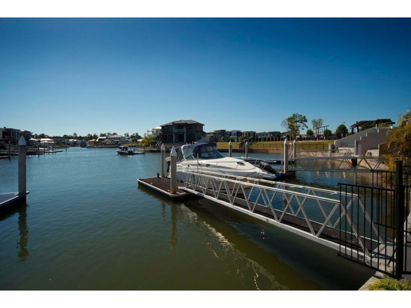 1/25 Compass Drive, Biggera Waters QLD 4216