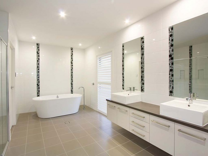 13 North Quay Drive, Biggera Waters QLD 4216