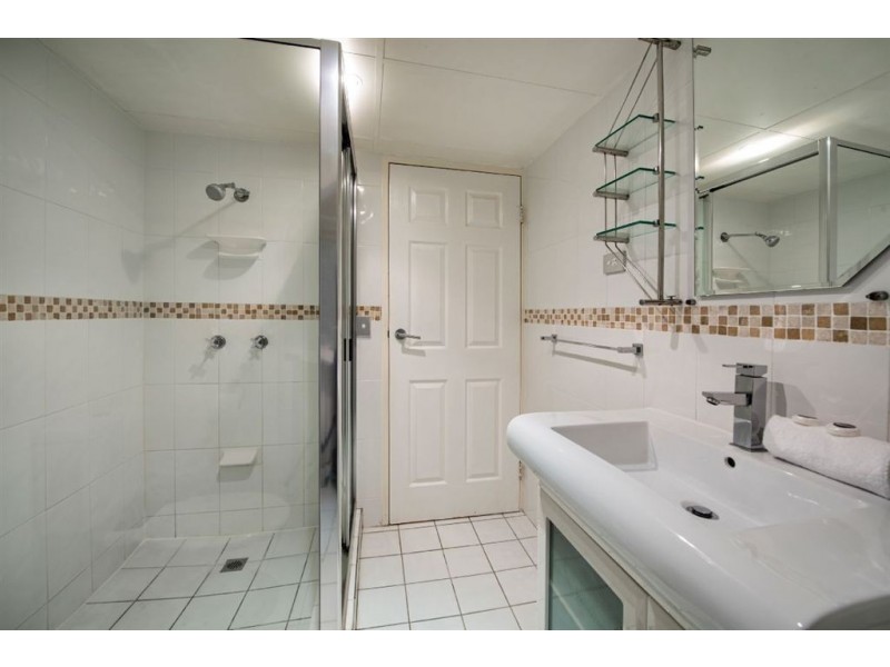 31 Orchid Avenue, Surfers Paradise QLD 4217