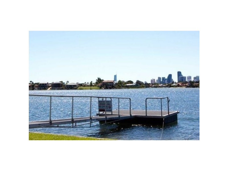 63/300 Cottesloe Drive, Mermaid Waters QLD 4218