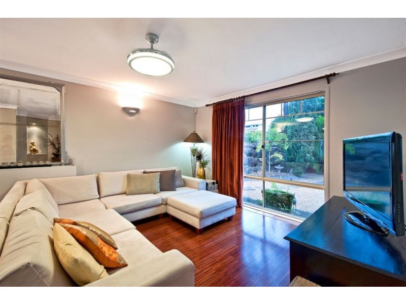 26 Mungala Street, Hope Island QLD 4212