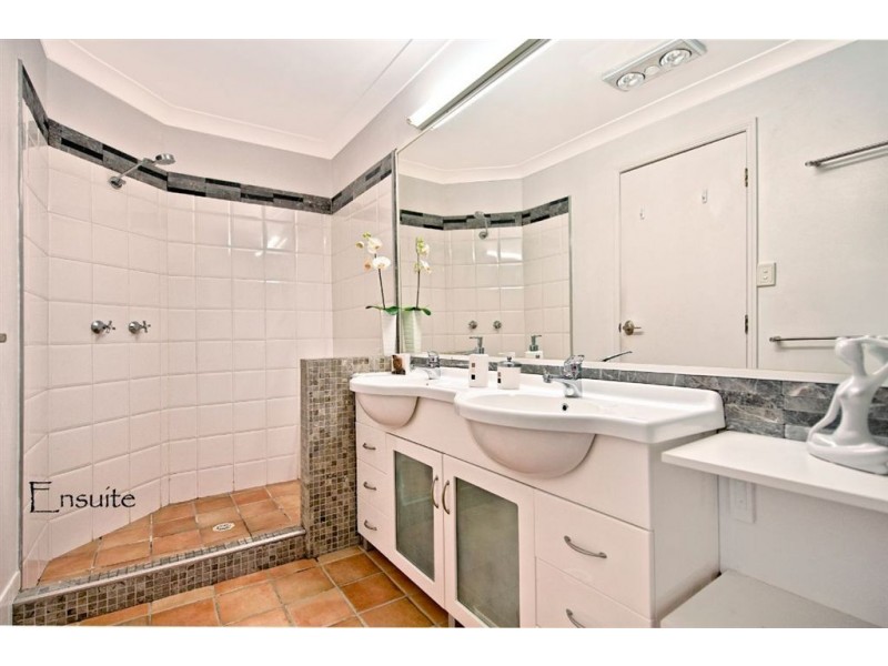 26 Mungala Street, Hope Island QLD 4212