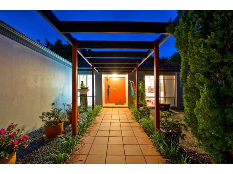 26 Mungala Street, Hope Island QLD 4212