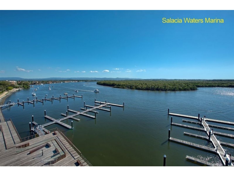 2405 Mamrina Promenade, Paradise Point QLD 4216