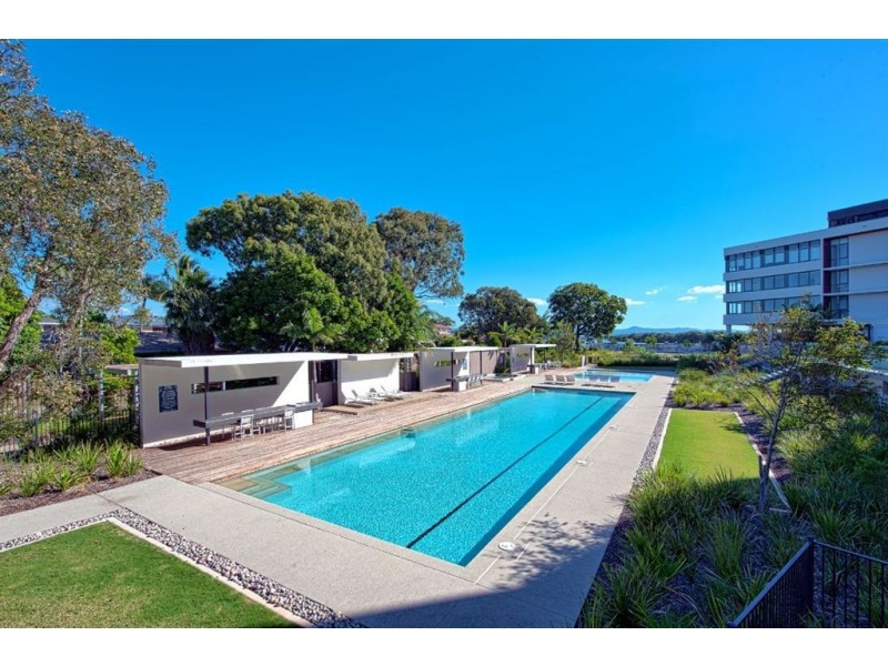 2405 Mamrina Promenade, Paradise Point QLD 4216