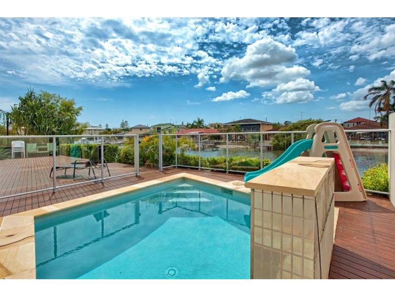 1/22 Annoula Avenue, Biggera Waters QLD 4216