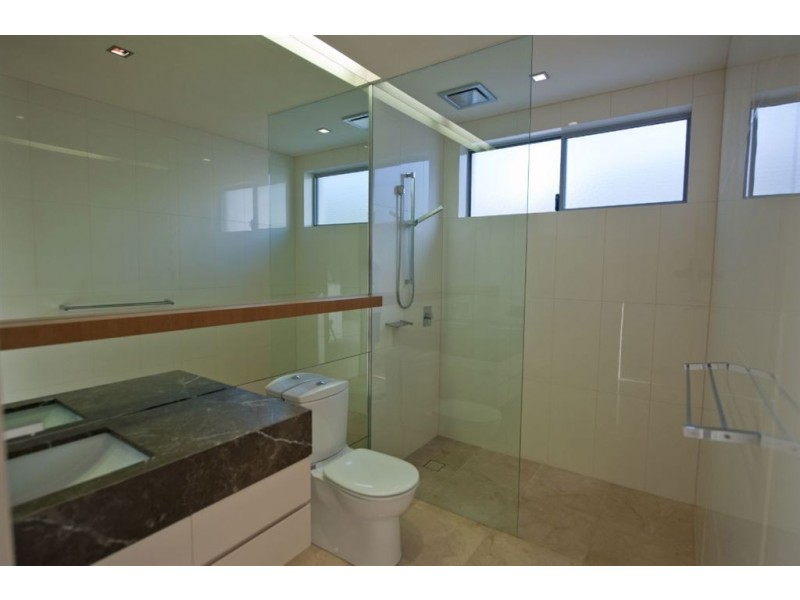 6/17 Marseille Court, Sorrento QLD 4217