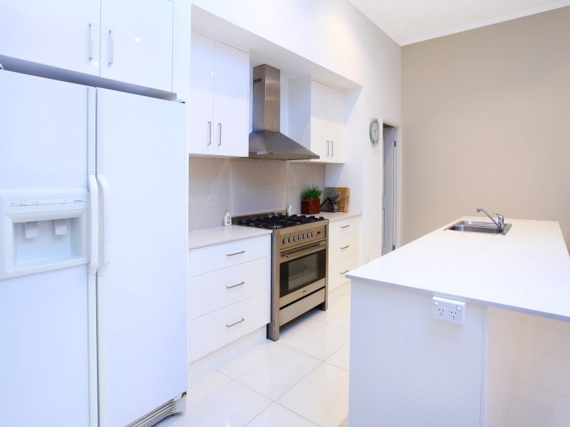 2/179 Lae Drive, Coombabah QLD 4216