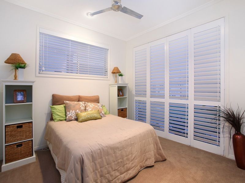 2/179 Lae Drive, Coombabah QLD 4216