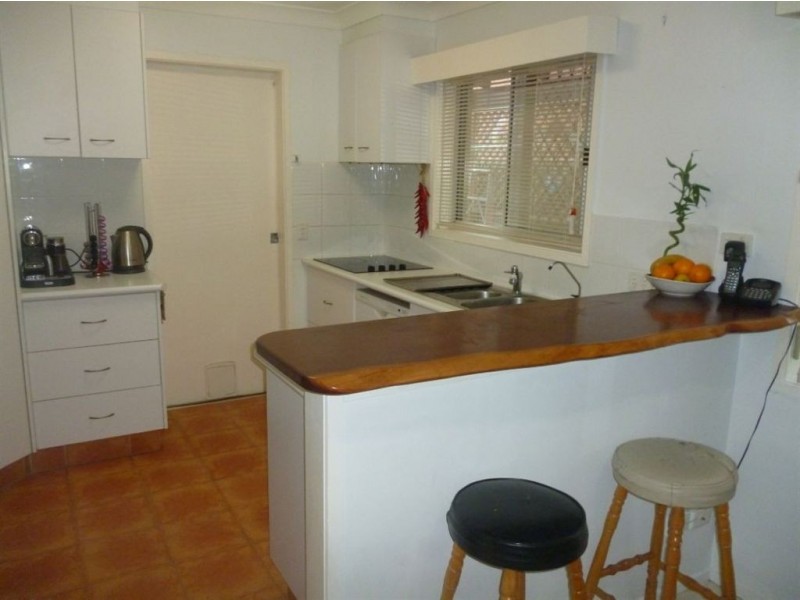 4/15 Duet Drive, Mermaid Waters QLD 4218