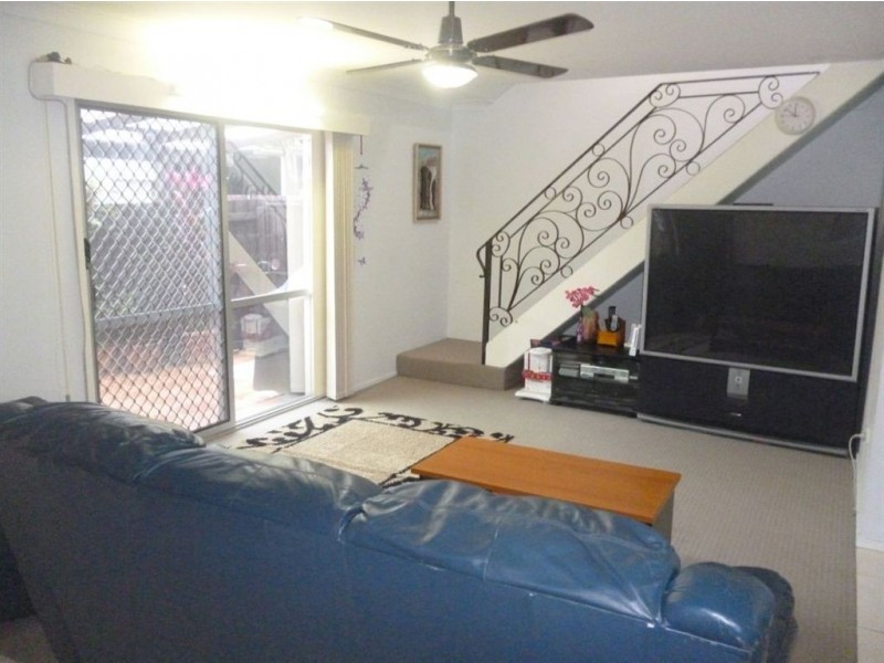 4/15 Duet Drive, Mermaid Waters QLD 4218