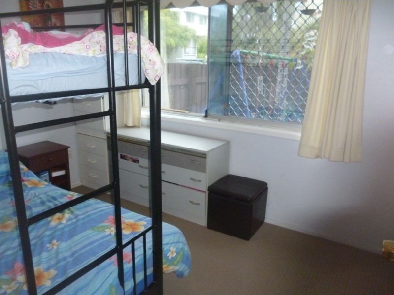4/15 Duet Drive, Mermaid Waters QLD 4218