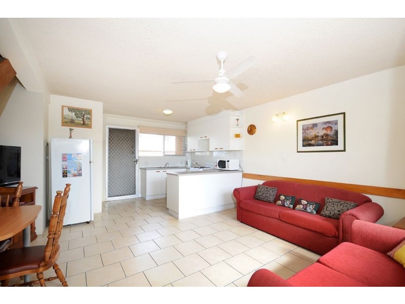 45/122 Marine Parade, Miami QLD 4220