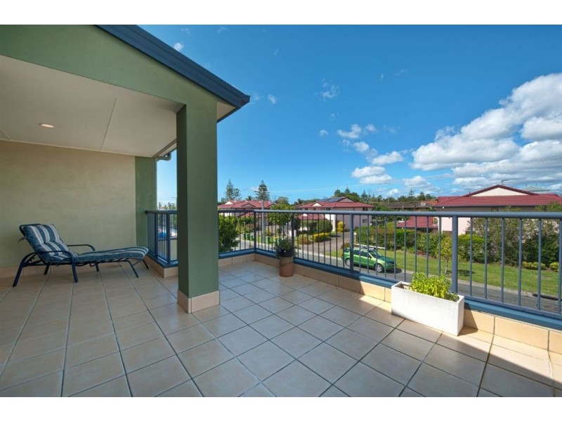 1/7 Shoveller Avenue, Paradise Point QLD 4216