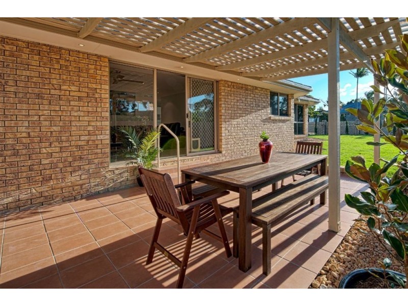 38 Matthew Flinders Drive, Hollywell QLD 4216