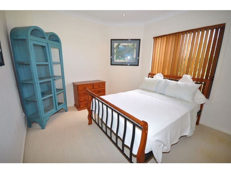 7 Oxford Place, Arundel QLD 4214