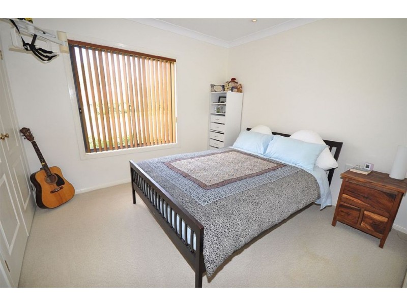 7 Oxford Place, Arundel QLD 4214