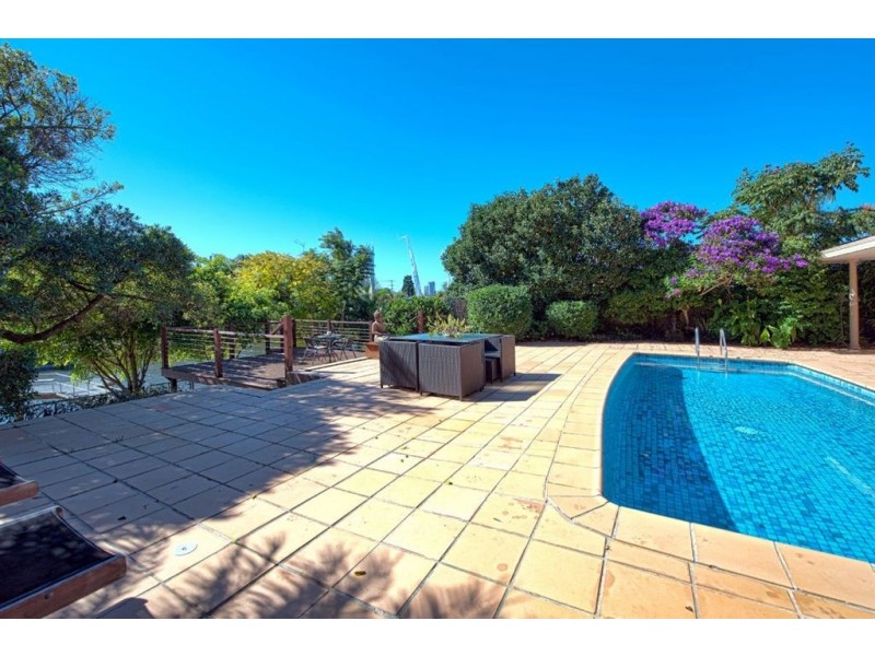 41 Rapallo Avenue, Isle Of Capri QLD 4217