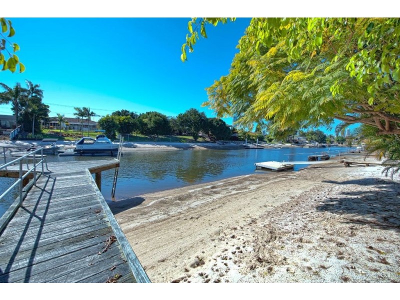 41 Rapallo Avenue, Isle Of Capri QLD 4217