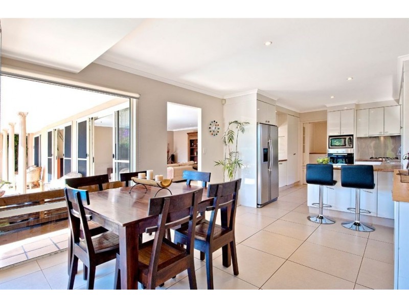 41 Rapallo Avenue, Isle Of Capri QLD 4217