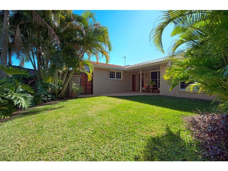 41 Rapallo Avenue, Isle Of Capri QLD 4217
