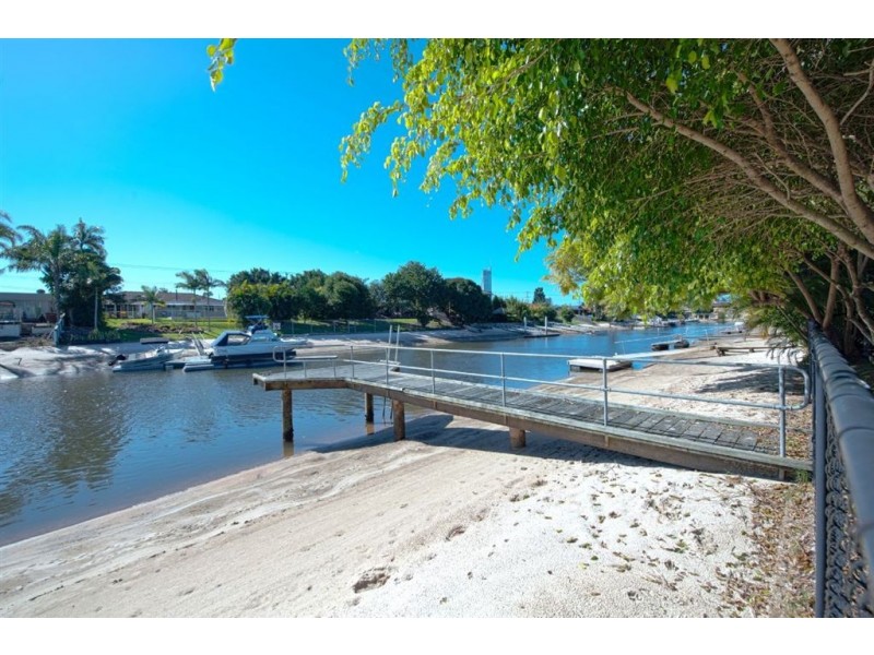 41 Rapallo Avenue, Isle Of Capri QLD 4217