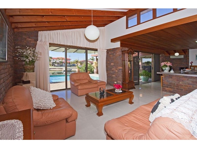 37 Columbus Drive, Hollywell QLD 4216