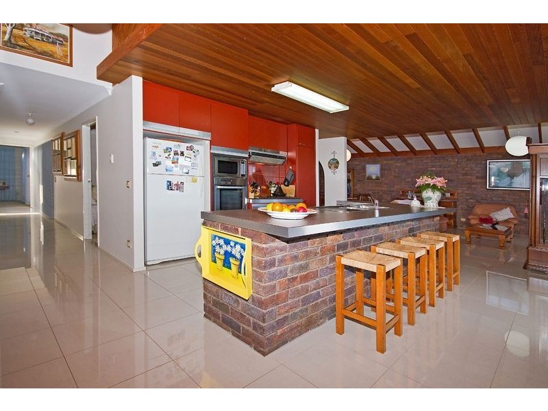 37 Columbus Drive, Hollywell QLD 4216