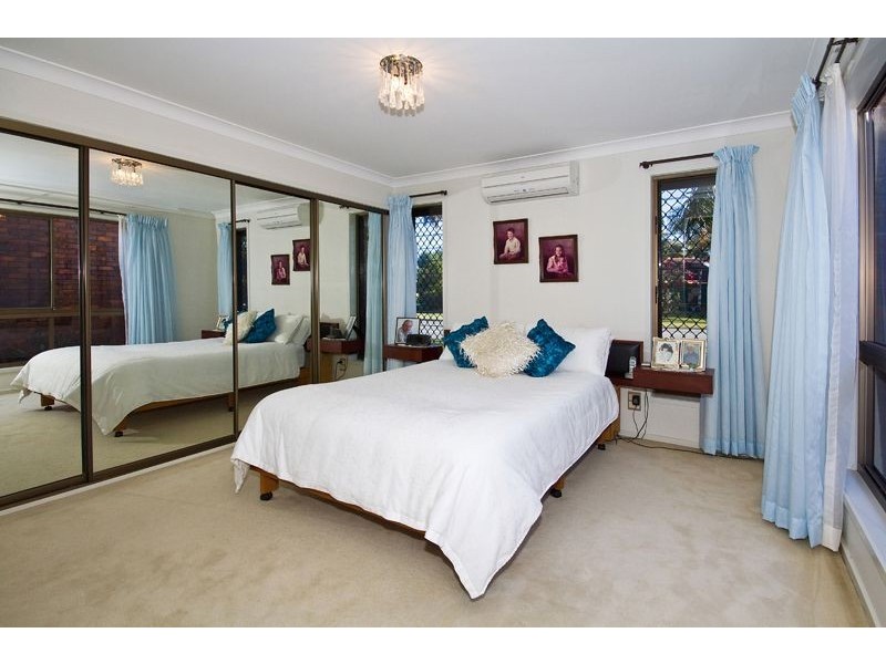 37 Columbus Drive, Hollywell QLD 4216