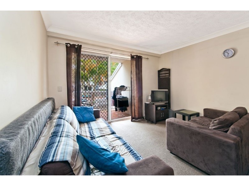 35 Palm Ave, Surfers Paradise QLD 4217