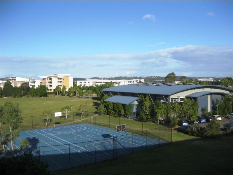 25/98 University Drive, Varsity Lakes QLD 4227