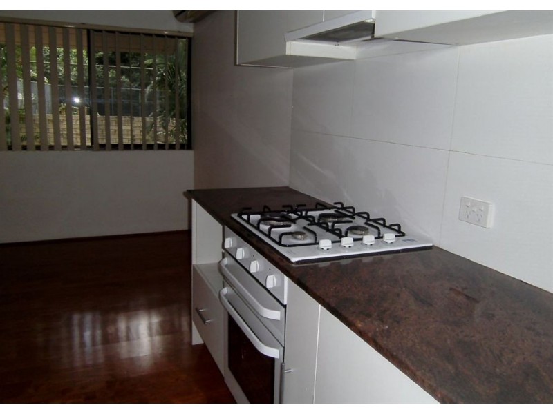 1/28 rudd street, Broadbeach QLD 4218