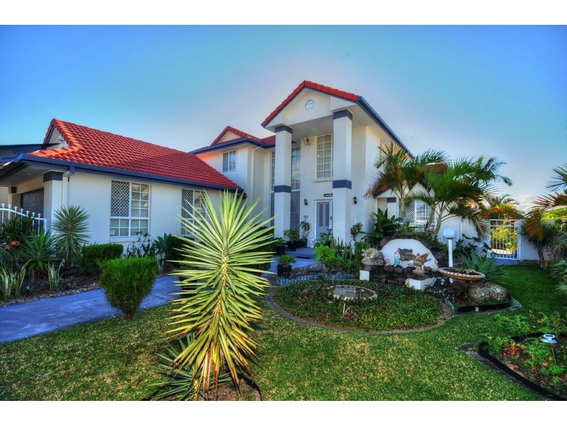 151 Santa Cruz Boulevard, Clear Island Waters QLD 4226