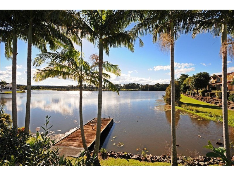 151 Santa Cruz Boulevard, Clear Island Waters QLD 4226