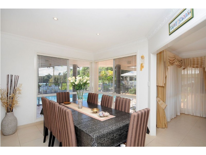 151 Santa Cruz Boulevard, Clear Island Waters QLD 4226