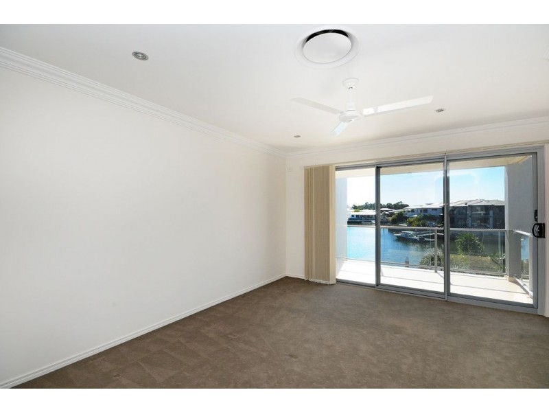 2/29 Compass Drive, Biggera Waters QLD 4216