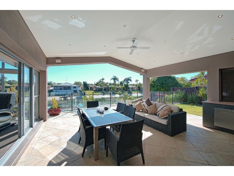 23 Delungra Street, Broadbeach Waters QLD 4218